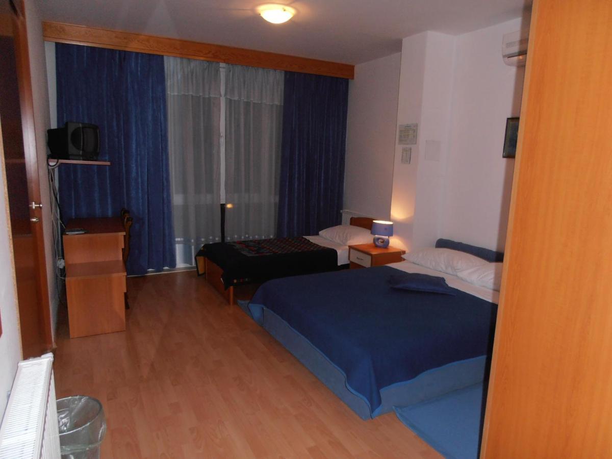 Hotel Metković Esterno foto