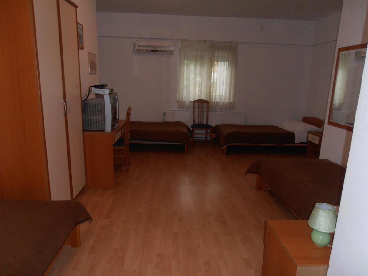 Hotel Metković Esterno foto