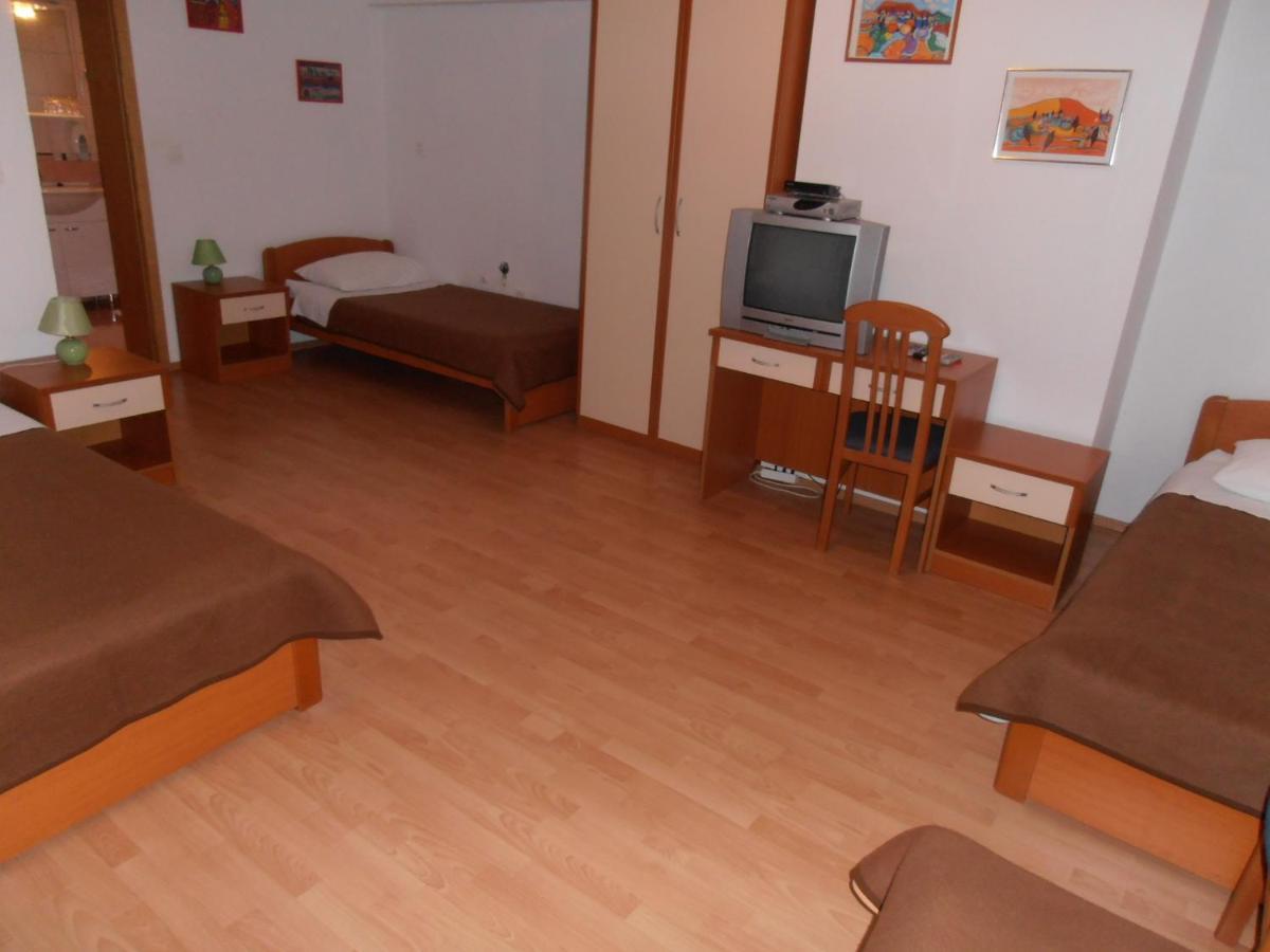Hotel Metković Esterno foto