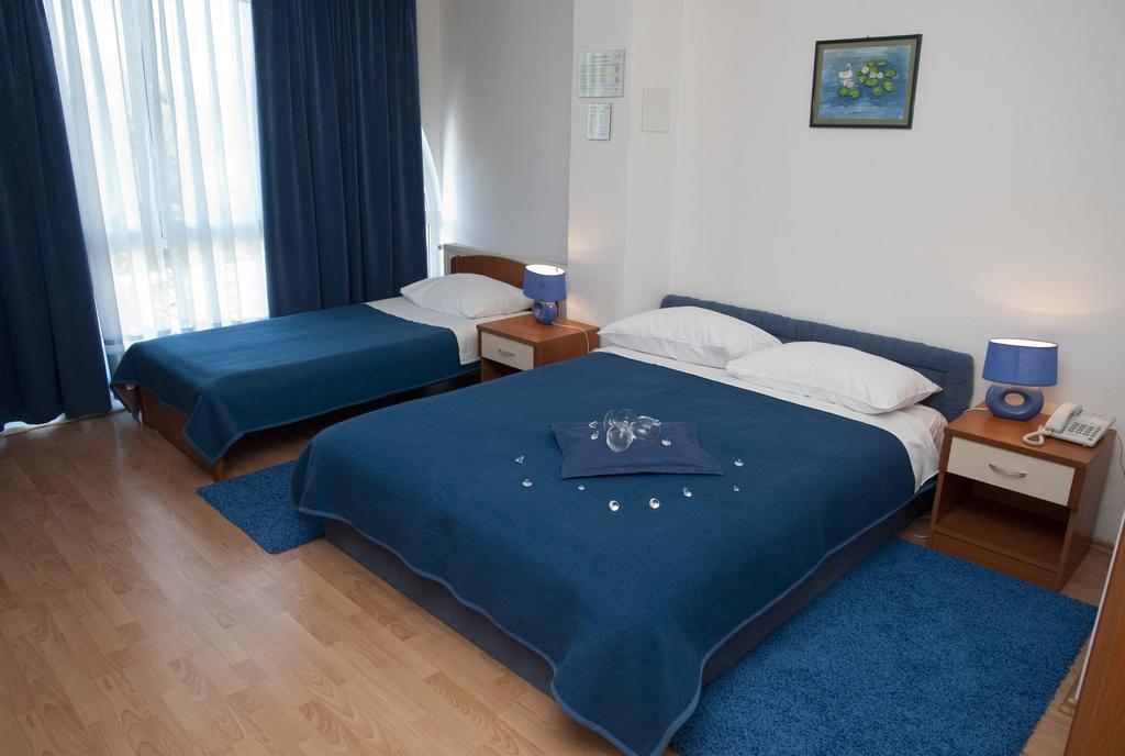 Hotel Metković Esterno foto