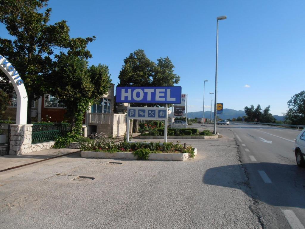 Hotel Metković Esterno foto