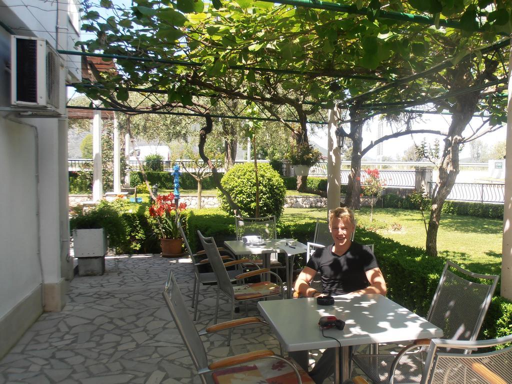 Hotel Metković Esterno foto