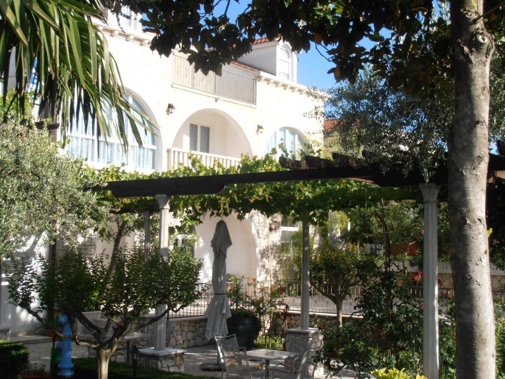 Hotel Metković Esterno foto