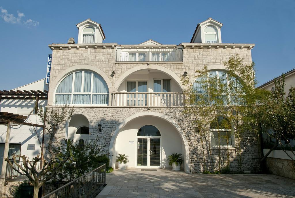 Hotel Metković Esterno foto